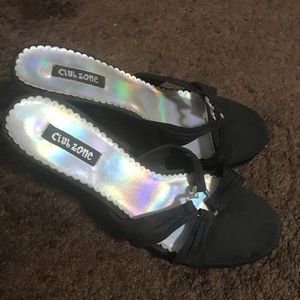 Club zone black heels 8